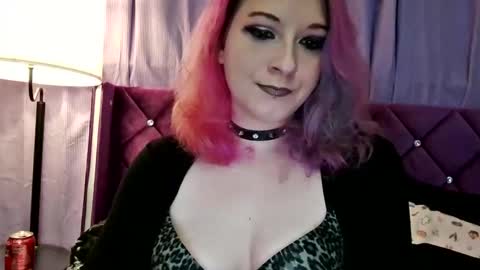 hannibeexl online show from December 2025 04:40:01 AM