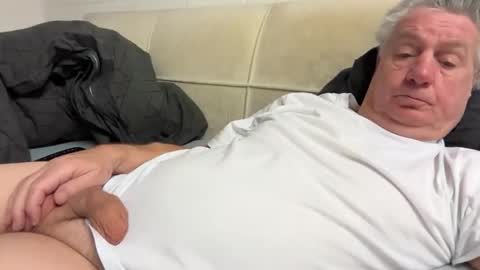 hans66760 online show from January 2025 08:43:01 PM