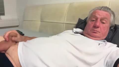 hans66760 online show from October 2025 05:54:02 PM