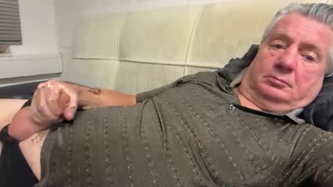 hans66760 online show from October 2025 09:48:02 PM