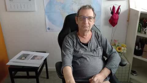 charly online show from February 2026 08:12:02 AM