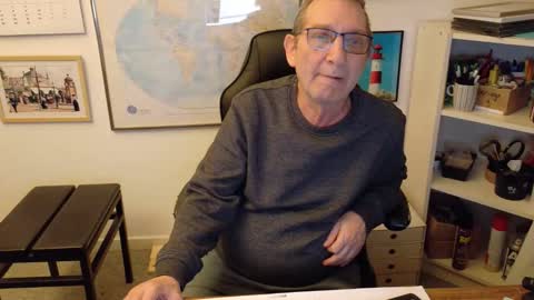 Snapshot of hansi63 chatting on April 2026 11:10:01 PM charly online show from April 2026 11:10:01 PM