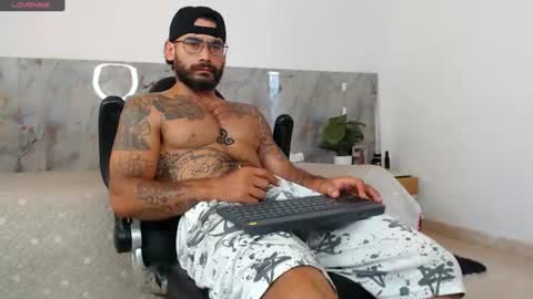 Snapshot of hanz_col chatting on July 2026 11:39:02 AM hanz_col online show from July 2026 11:39:02 AM