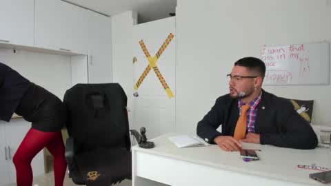 Snapshot of happerquinn_mrhale chatting on December 2025 05:31:02 PM Happer Quinn Mr Hale online show from December 2025 05:31:02 PM