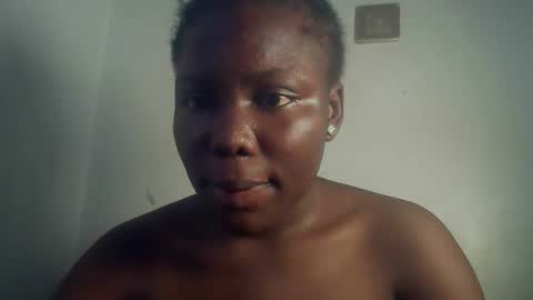 Snapshot of happi_slut chatting on February 2026 04:49:01 PM Happi slut online show from February 2026 04:49:01 PM