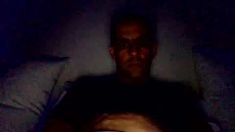 Snapshot of happy2334 chatting on December 2024 01:02:02 PM skysky6969 online show from December 2024 01:02:02 PM