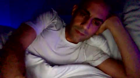 Snapshot of happy2334 chatting on January 2025 03:00:01 PM skysky6969 online show from January 2025 03:00:01 PM