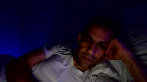 Snapshot of happy2334 chatting on March 2025 01:06:02 PM skysky6969 online show from March 2025 01:06:02 PM