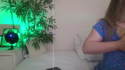 Snapshot of happyalice chatting on October 2025 05:54:02 AM HappyAlice online show from October 2025 05:54:02 AM