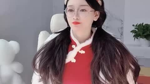 Snapshot of happysweetie168 chatting on February 2025 05:19:01 AM Daisy online show from February 2025 05:19:01 AM