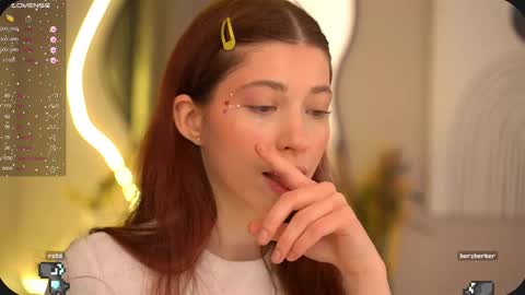 Snapshot of happyvivy chatting on March 2025 10:41:01 AM Vivy online show from March 2025 10:41:01 AM