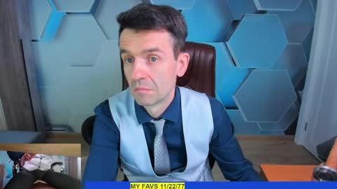 Snapshot of hard_and_juici chatting on May 2026 08:20:01 AM Steve online show from May 2026 08:20:01 AM