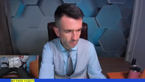 Snapshot of hard_and_juici chatting on May 2026 10:11:02 AM Steve online show from May 2026 10:11:02 AM