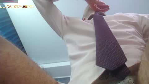 Snapshot of hard_and_juici chatting on May 2026 03:39:01 PM Steve online show from May 2026 03:39:01 PM