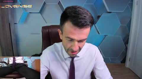 Snapshot of hard_and_juici chatting on May 2026 10:11:02 AM Steve online show from May 2026 10:11:02 AM