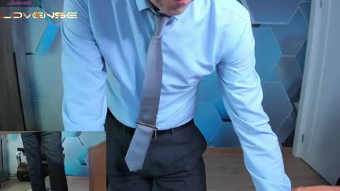Snapshot of hard_and_juici chatting on May 2026 03:25:01 AM Steve online show from May 2026 03:25:01 AM