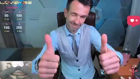 Snapshot of hard_and_juici chatting on July 2026 11:36:01 AM Steve online show from July 2026 11:36:01 AM