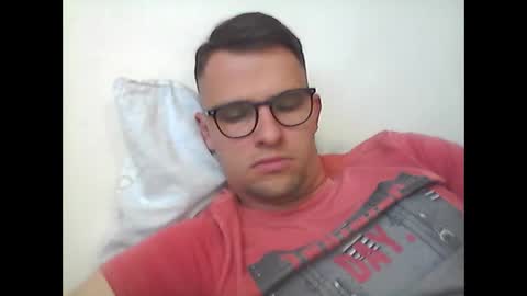 hardboylovemilfmoom online show from April 2026 04:15:01 PM