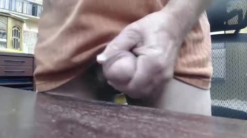 Snapshot of hardbuns chatting on February 2026 01:32:02 PM Brad online show from February 2026 01:32:02 PM