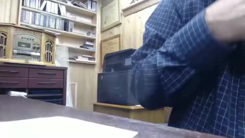 Snapshot of hardbuns chatting on February 2026 05:52:01 PM Brad online show from February 2026 05:52:01 PM