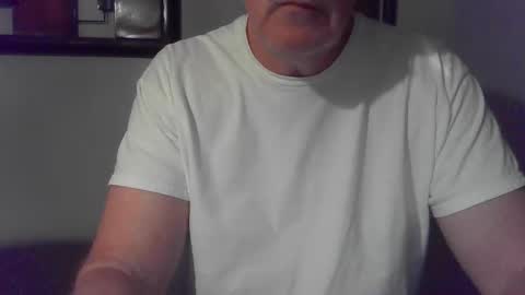 Snapshot of hardchicagoforzya chatting on October 2025 05:43:02 AM hardchicagoforzya online show from October 2025 05:43:02 AM