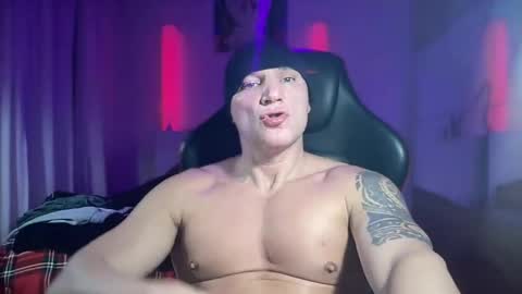 MATTSTEEL - ITALIAN STALLION online show from February 2025 12:41:02 AM