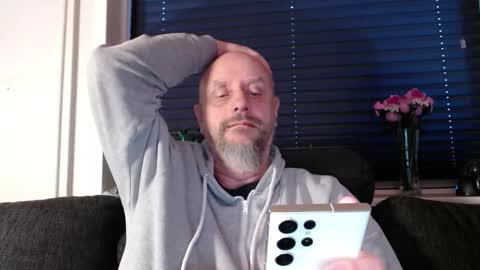 MrLazy online show from January 2026 03:06:02 PM