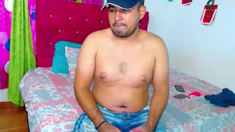 Snapshot of hardporngirl69 chatting on January 2025 10:46:02 PM SARYS AND GEISON online show from January 2025 10:46:02 PM