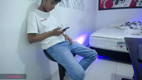 Andres Dean online show from December 2024 01:45:01 AM