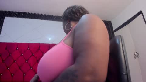 Snapshot of harleyevaans chatting on January 2025 12:05:01 PM Harley Evaans online show from January 2025 12:05:01 PM