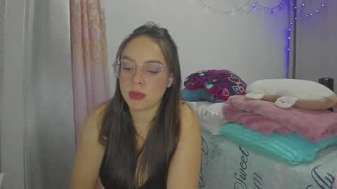 Natii  online show from May 2026 11:03:02 PM