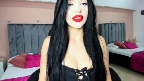 Snapshot of harleyqueen_robbie chatting on April 2026 09:48:02 PM harleyqueen_robbie online show from April 2026 09:48:02 PM