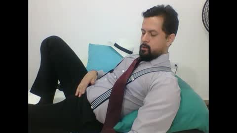 Snapshot of harry_goldenmillerx10fun chatting on December 2024 02:27:01 PM Harry online show from December 2024 02:27:01 PM