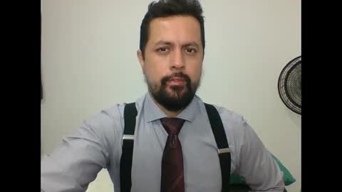 Snapshot of harry_goldenmillerx10fun chatting on December 2024 03:33:01 PM Harry online show from December 2024 03:33:01 PM