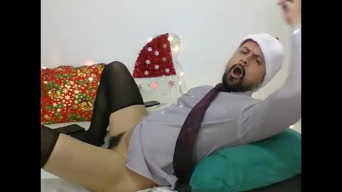 Snapshot of harry_goldenmillerx10fun chatting on December 2024 09:43:01 PM Harry online show from December 2024 09:43:01 PM