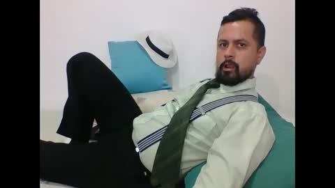 Snapshot of harry_goldenmillerx10fun chatting on January 2025 09:26:02 PM Harry online show from January 2025 09:26:02 PM