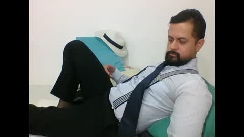 Snapshot of harry_goldenmillerx10fun chatting on January 2025 08:54:01 PM Harry online show from January 2025 08:54:01 PM