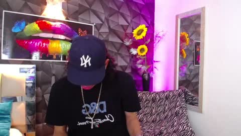 Snapshot of harry_jhonsonn chatting on January 2025 03:23:01 AM Harry online show from January 2025 03:23:01 AM