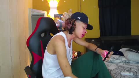 Snapshot of harry_jhonsonn chatting on January 2025 02:55:01 AM Harry online show from January 2025 02:55:01 AM