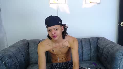 Snapshot of harry_jhonsonn chatting on February 2025 05:41:02 AM Harry online show from February 2025 05:41:02 AM