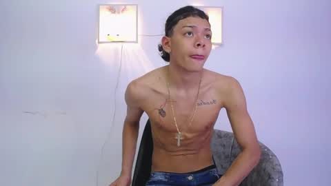 Snapshot of harry_jhonsonn chatting on February 2025 01:40:02 AM Harry online show from February 2025 01:40:02 AM