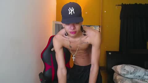 Snapshot of harry_jhonsonn chatting on February 2025 04:52:01 AM Harry online show from February 2025 04:52:01 AM