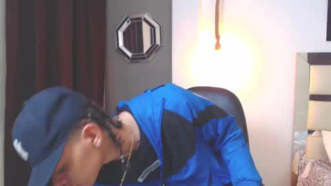 Snapshot of harry_jhonsonn chatting on March 2025 03:43:02 AM Harry online show from March 2025 03:43:02 AM