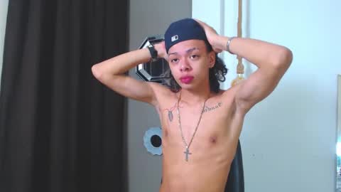 Snapshot of harry_jhonsonn chatting on March 2025 08:30:01 AM Harry online show from March 2025 08:30:01 AM