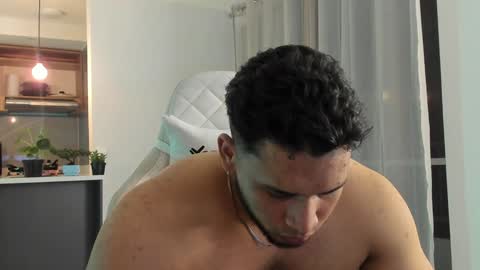 Harry Zandes online show from December 2024 09:17:02 AM