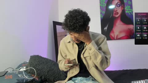 Snapshot of harrytwink18 chatting on February 2025 01:27:02 PM HARRY online show from February 2025 01:27:02 PM