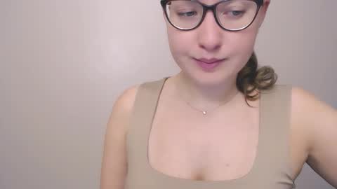 hartfoxx online show from October 2025 09:59:02 PM