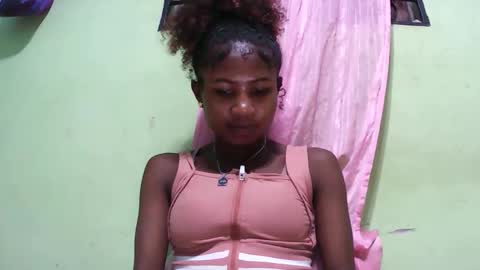 Snapshot of hasleyinah chatting on January 2026 08:53:02 AM hasleyinah online show from January 2026 08:53:02 AM