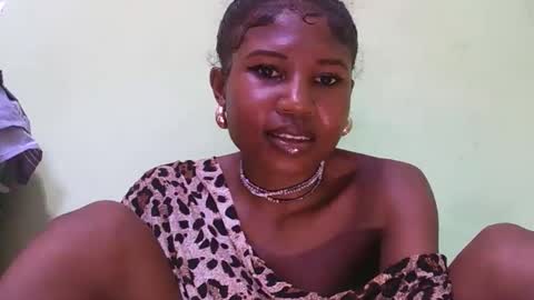 hasleyinah online show from April 2026 01:41:01 PM