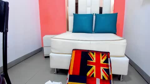 Nicky bac online show from February 2025 02:31:02 PM